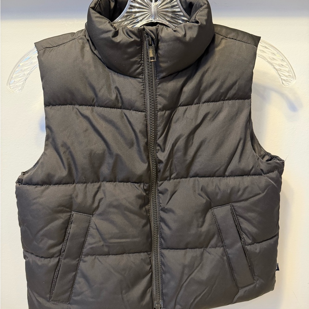 GAP girl’s Black Puffer Vest